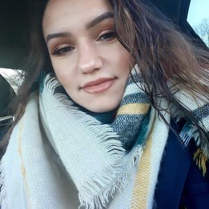 Meet your Posher, Susie